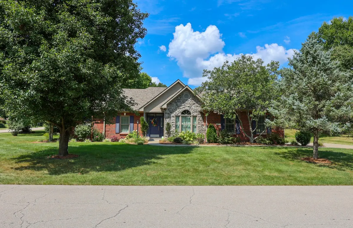 105 Deer Run, Frankfort, KY 40601 - #1