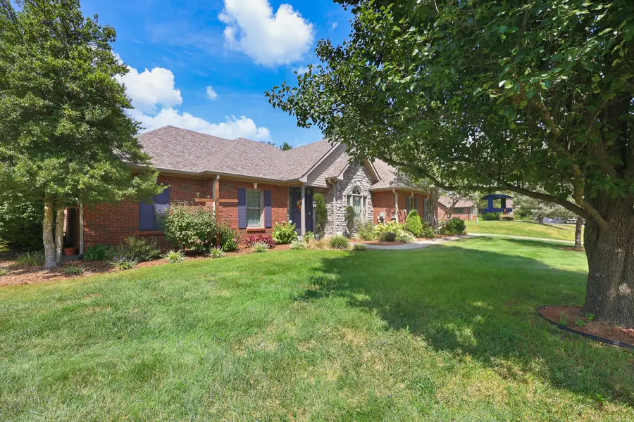 105 Deer Run, Frankfort, KY 40601 - #2