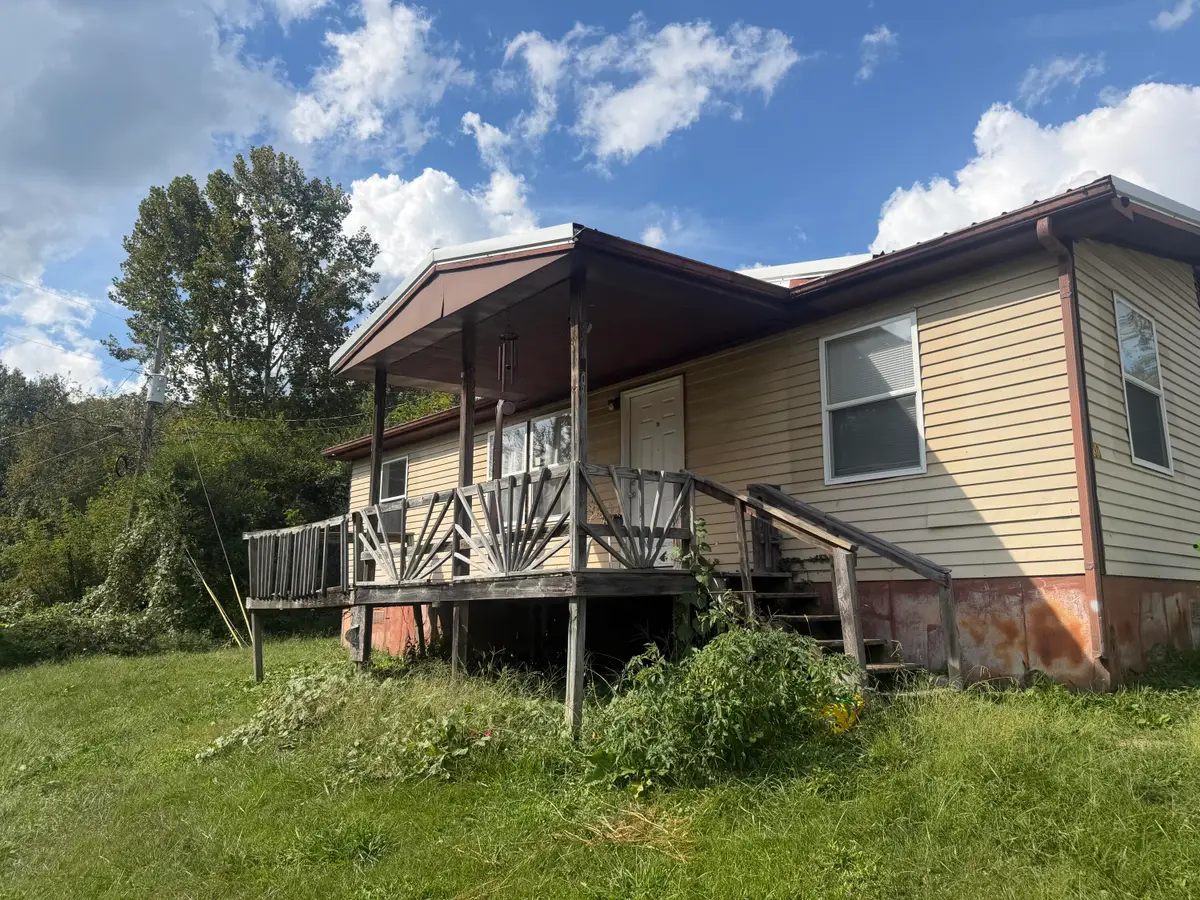 223 Pennington Drive, East Bernstadt, KY 40729 - #1