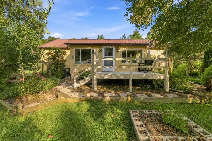 2391 Disputanta Road, Mount Vernon, KY 40456 - #2