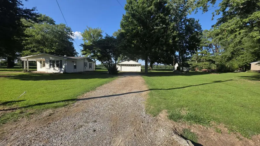 8615 Shawnee Lane, West Paducah, KY 42086 - #2