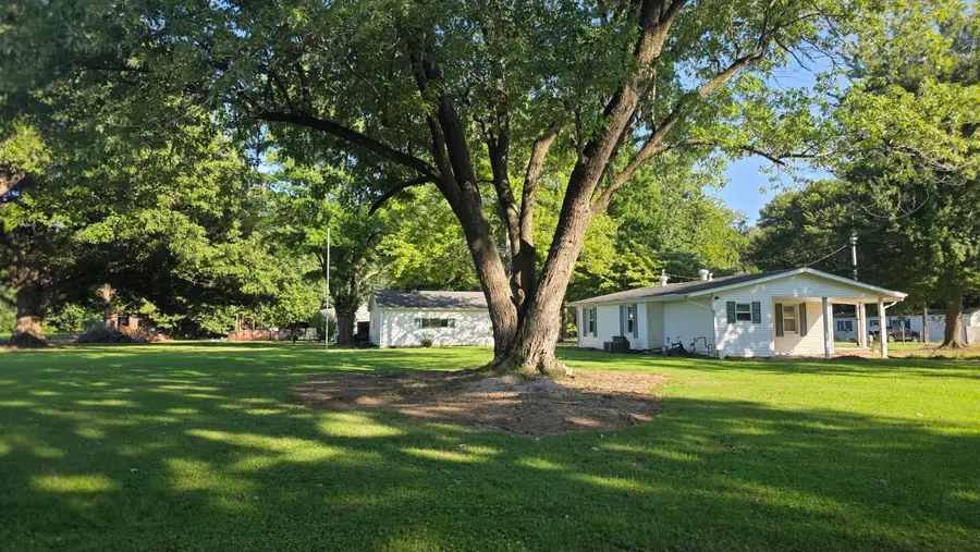 8615 Shawnee Lane, West Paducah, KY 42086 - #3