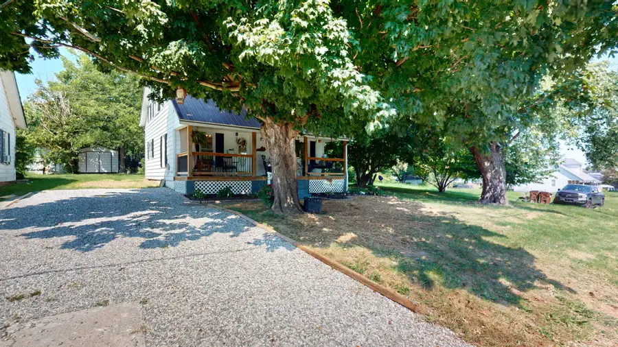 121 Hamilton Avenue, Lancaster, KY 40444 - #3