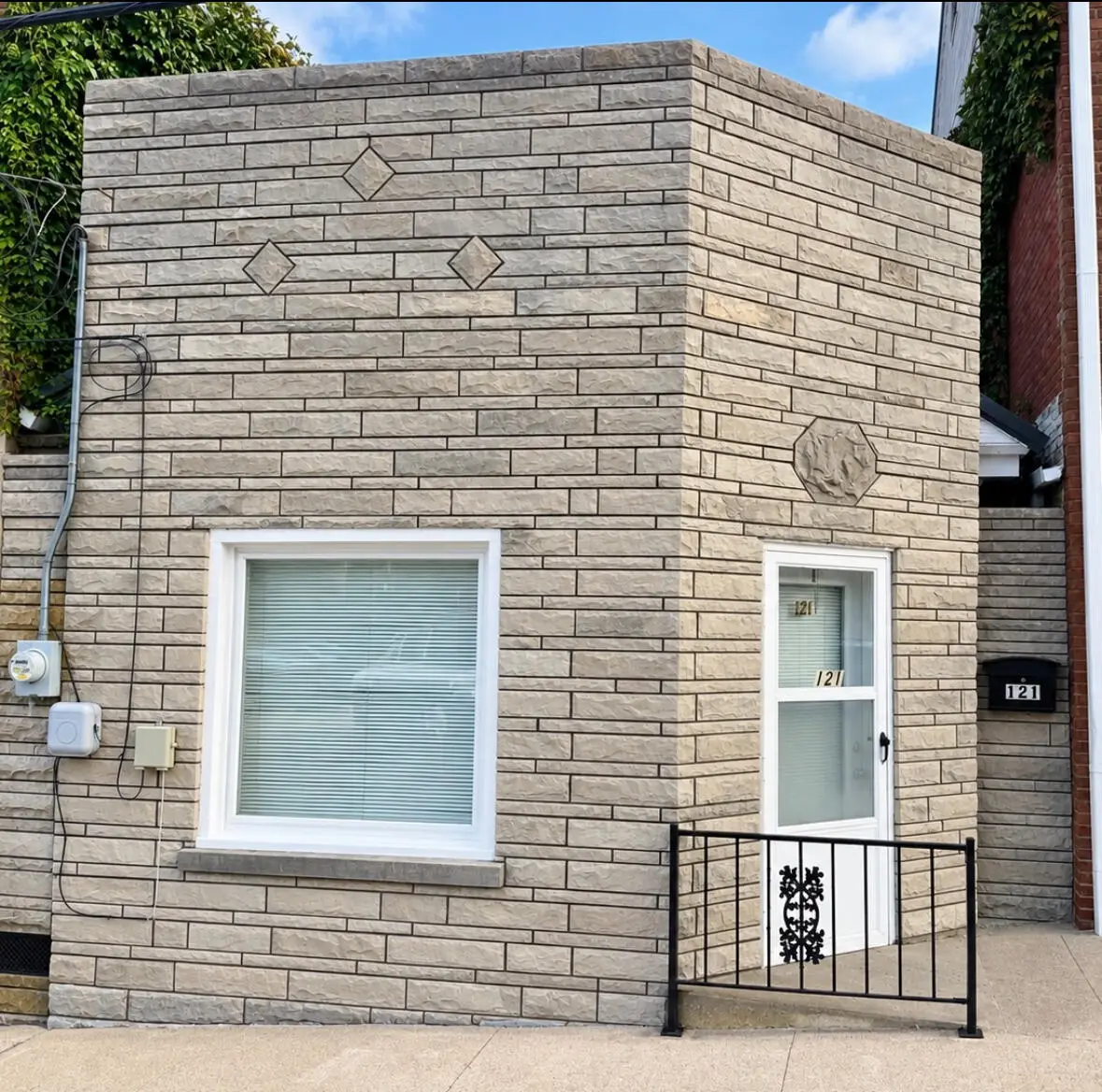 121 Short Street, Harrodsburg, KY 40330 - #1