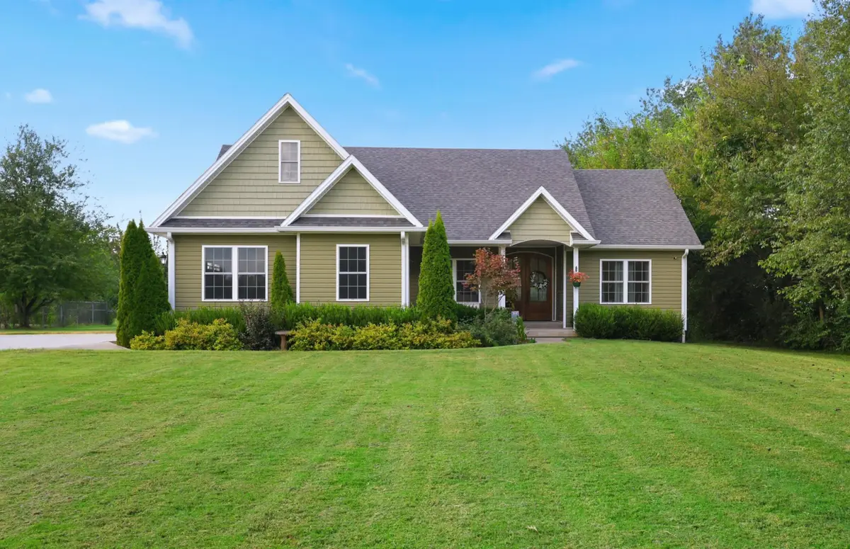 314 High Street, Harrodsburg, KY 40330 - #1