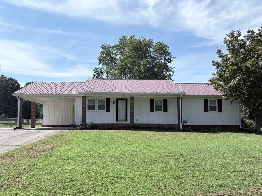 406 Linden Drive, Mayfield, KY 42066 - #2