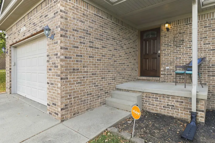 524 Homestead Drive, Nicholasville, KY 40356 - #2
