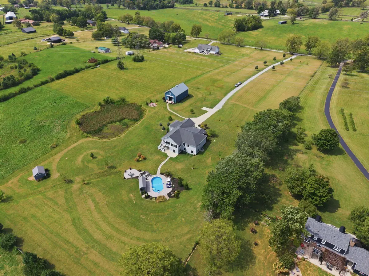 490 James Lane, Versailles, KY 40383 - #1