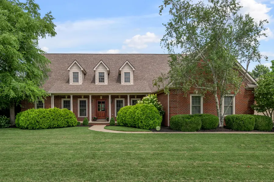 1013 Bluegrass Road, Versailles, KY 40383 - #2