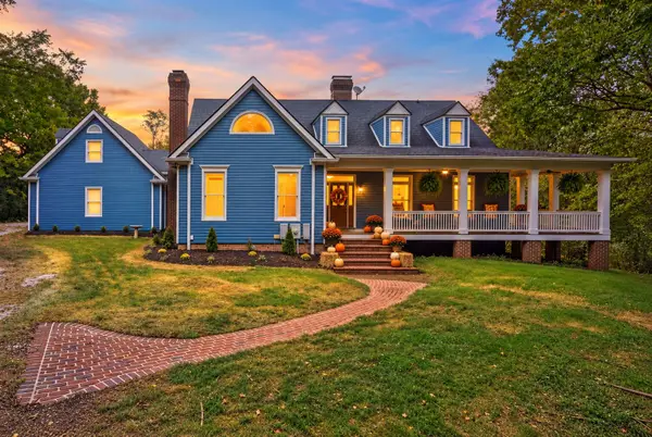 7933 Old Richmond Road, Lexington, KY 40515