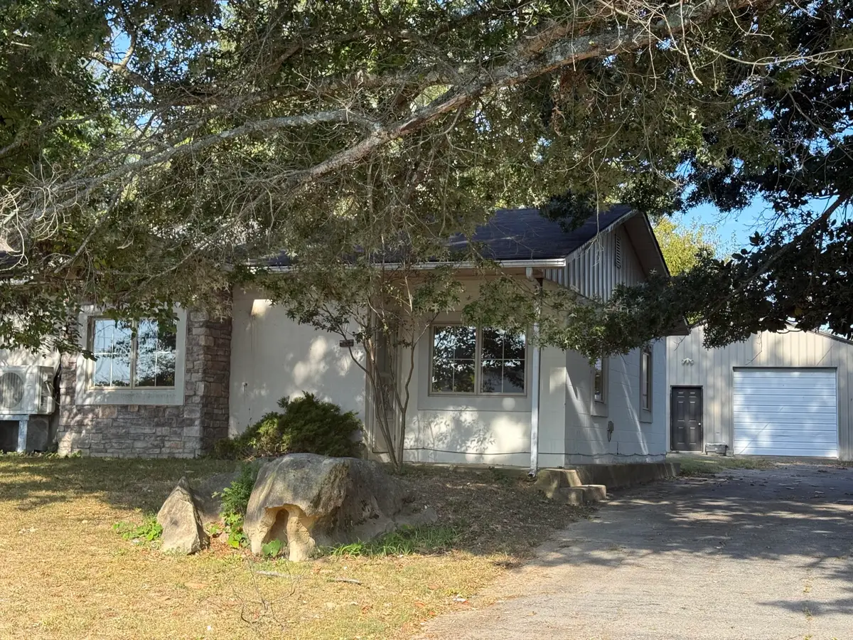 200 High Street, Russell Springs, KY 42642 - #1