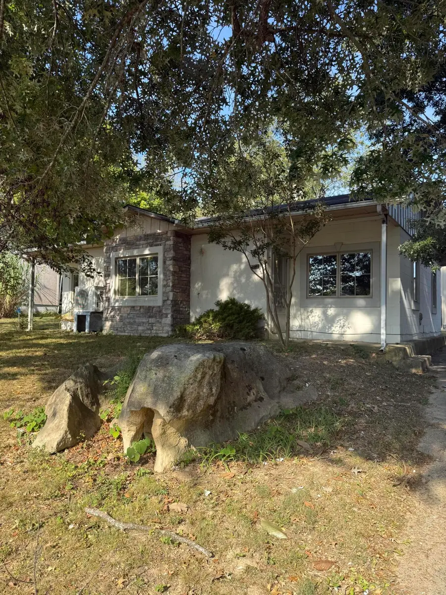 200 High Street, Russell Springs, KY 42642 - #2