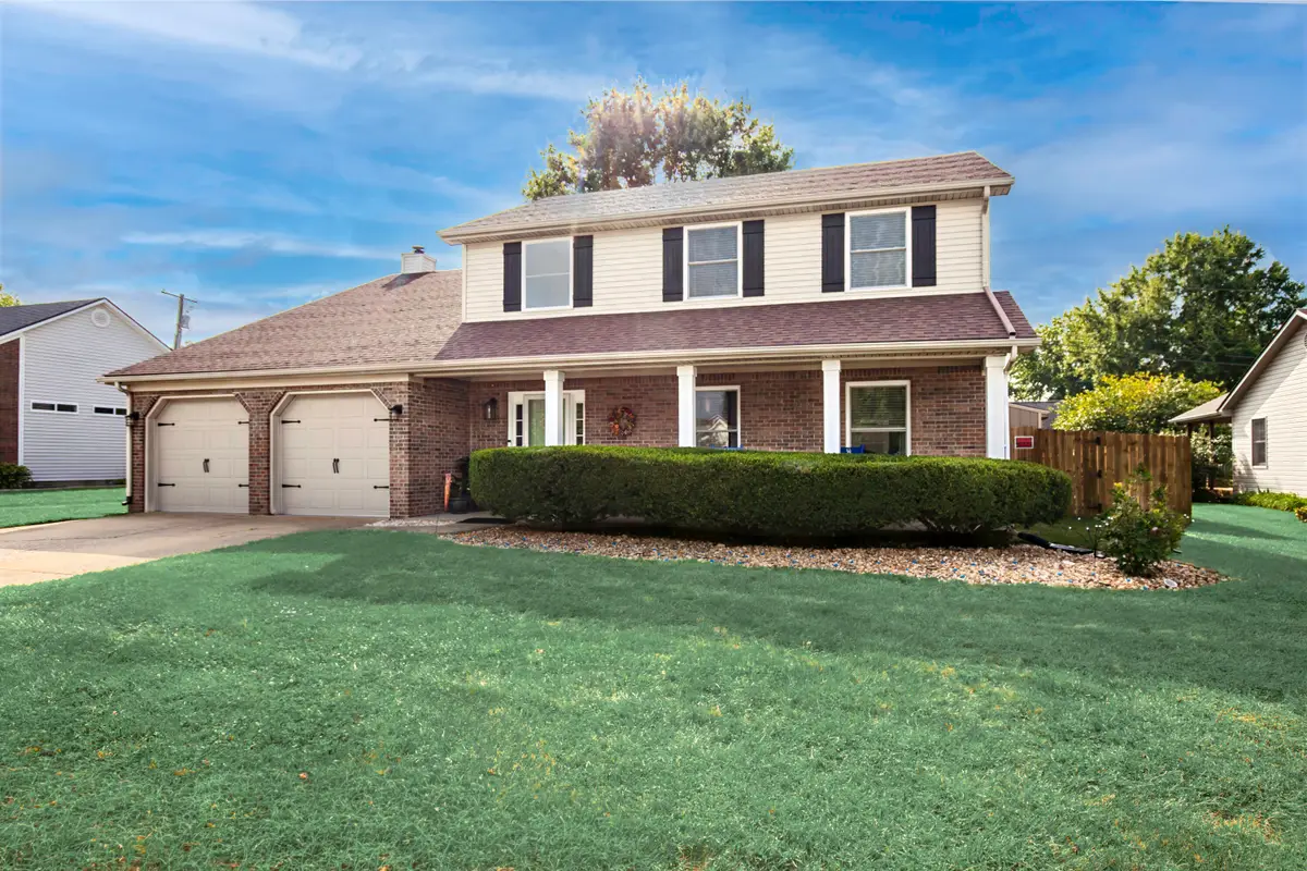 641 Regent Road, Versailles, KY 40383 - #1