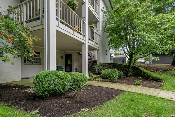 395 Redding Road #207, Lexington, KY 40517