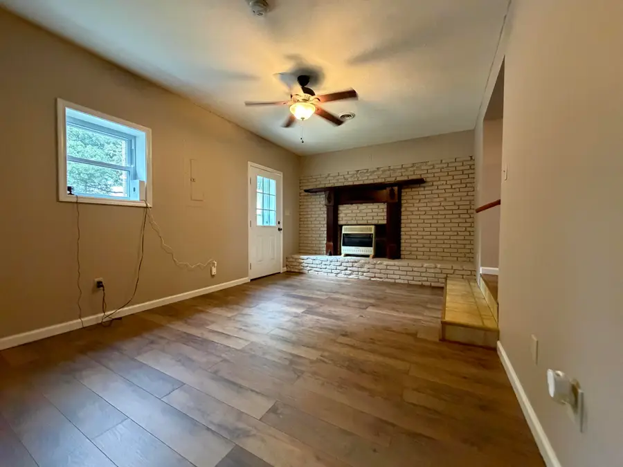1050 Old Madisonville Road, Princeton, KY 42445 - #3