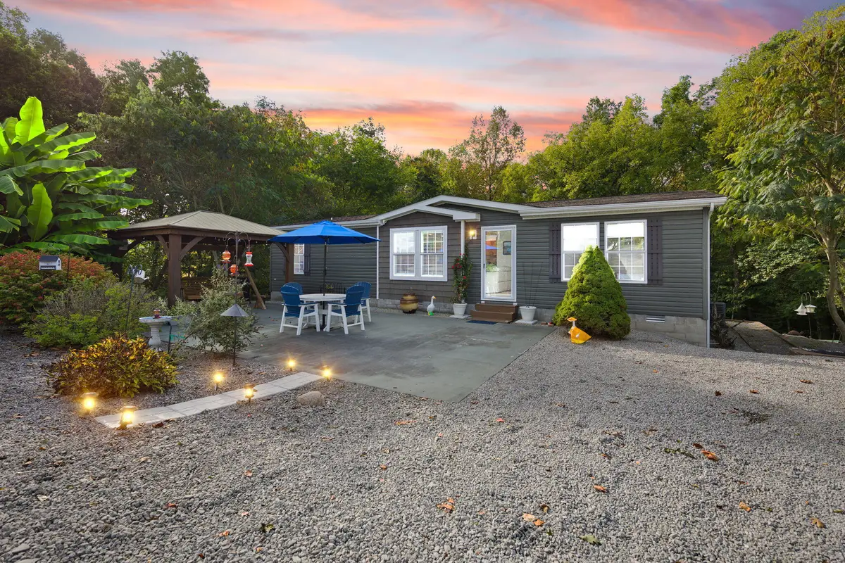 90 Little Lisa Lane, Russell Springs, KY 42642 - #1