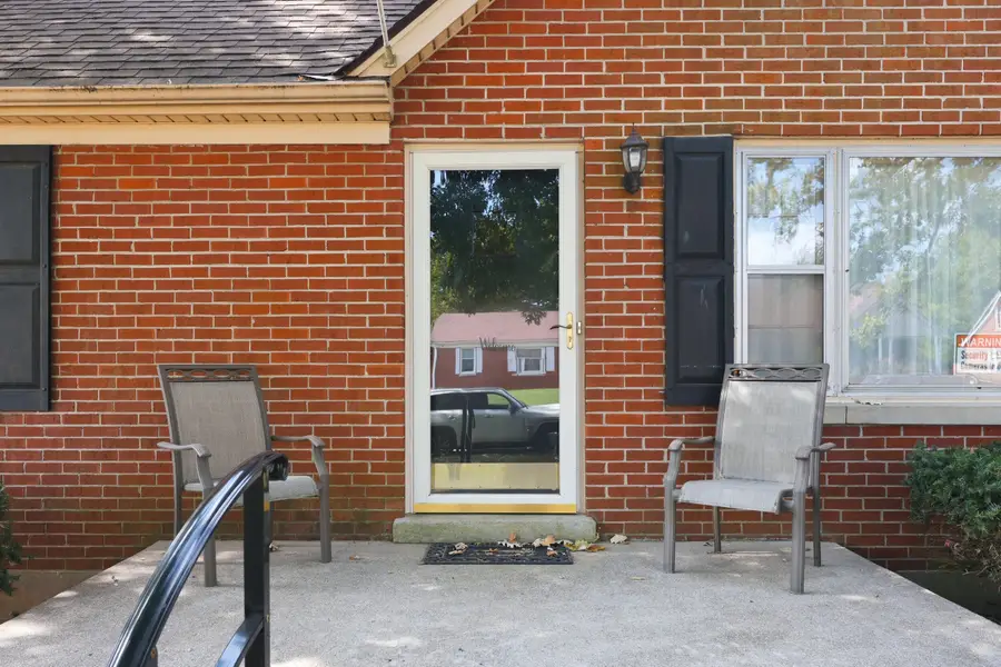 564 Saint Anthony Drive, Lexington, KY 40505 - #3