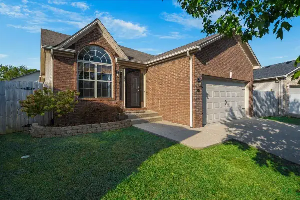 2708 Mountain Laurel Circle, Lexington, KY 40511