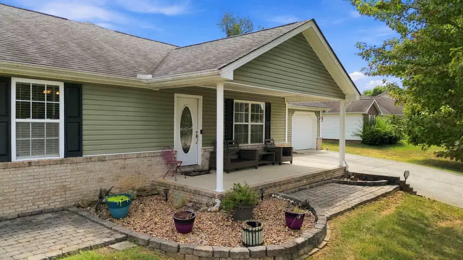 158 Ridgewood Circle, Somerset, KY 42503 - #3