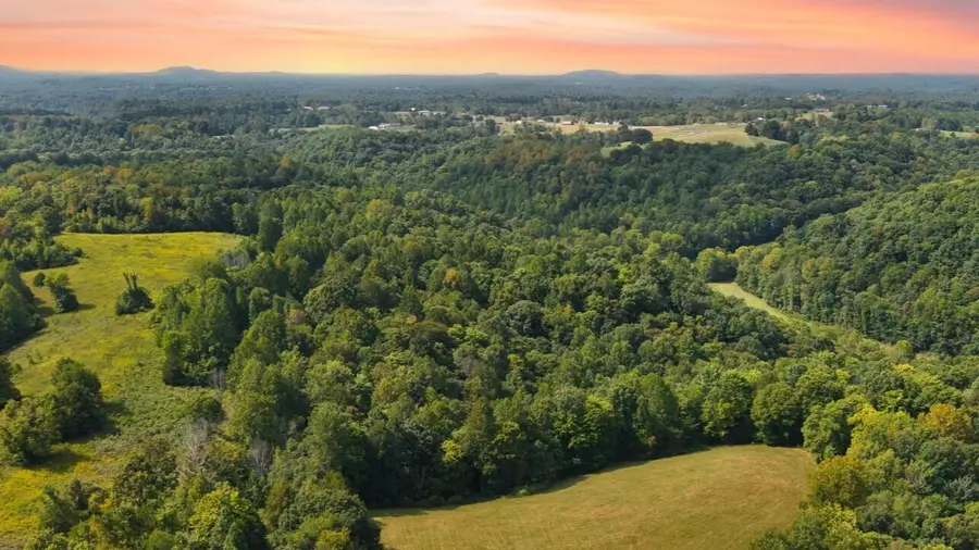 7 Snow Road, Middleburg, KY 42541 - #2