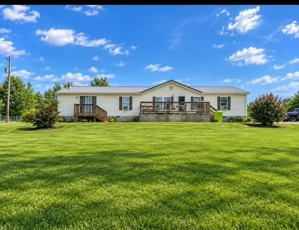 6401 Mt Zion Road, East Bernstadt, KY 40729