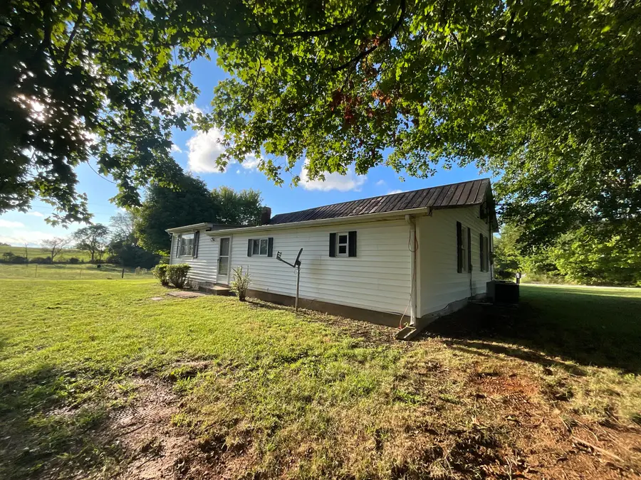 3745 W Hwy 635, Science Hill, KY 42553 - #3