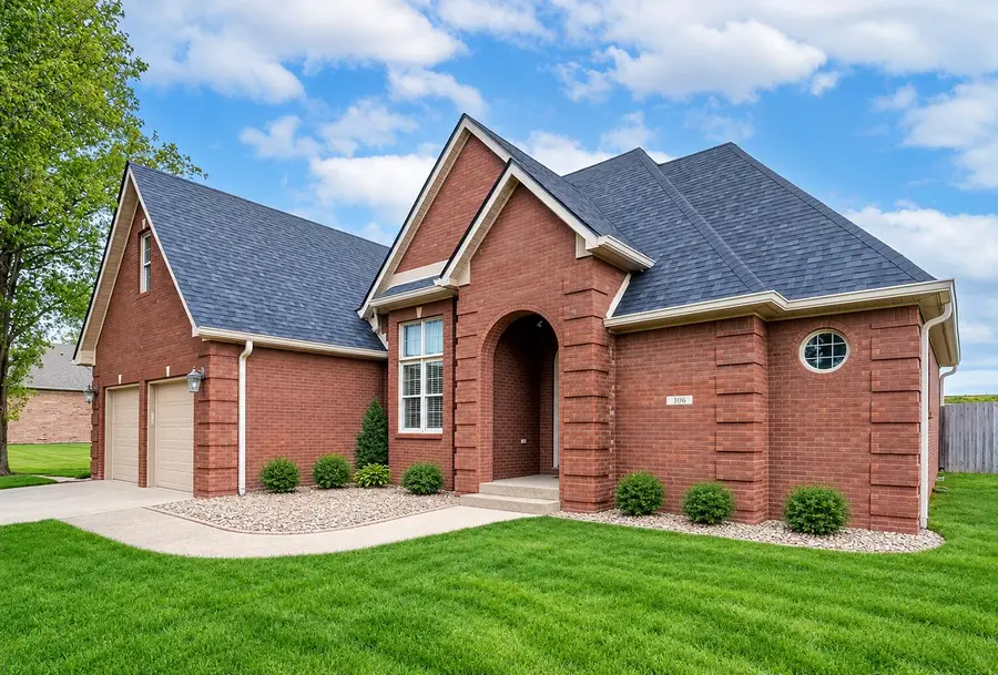 306 Savanna Drive, Richmond, KY 40475 - #2