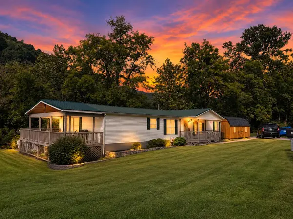 2297 Abbott Creek Road, Prestonsburg, KY 41653