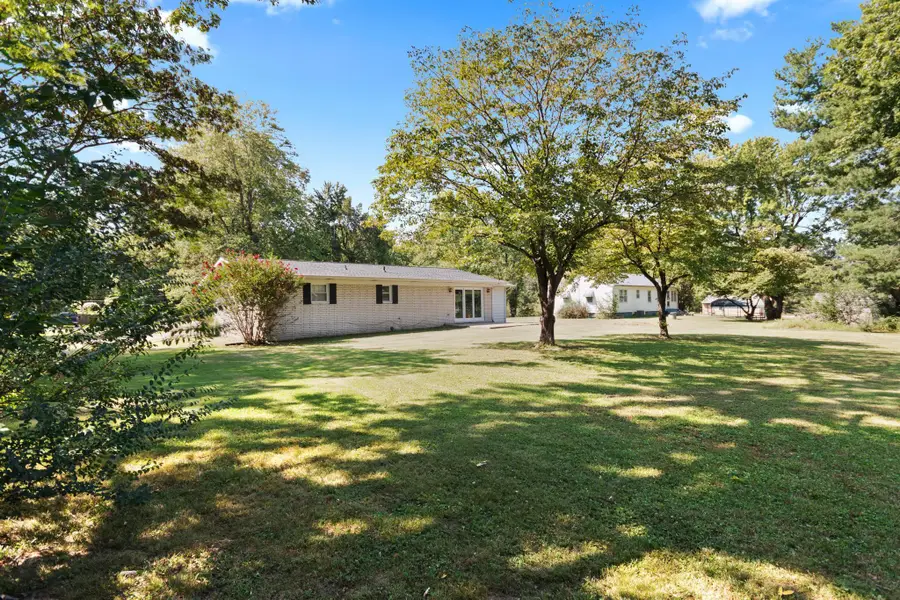 156 W 3rd Avenue, Calvert City, KY 42029 - #3