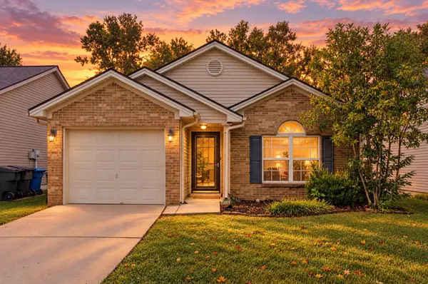 996 Winding Oak Trail, Lexington, KY 40511
