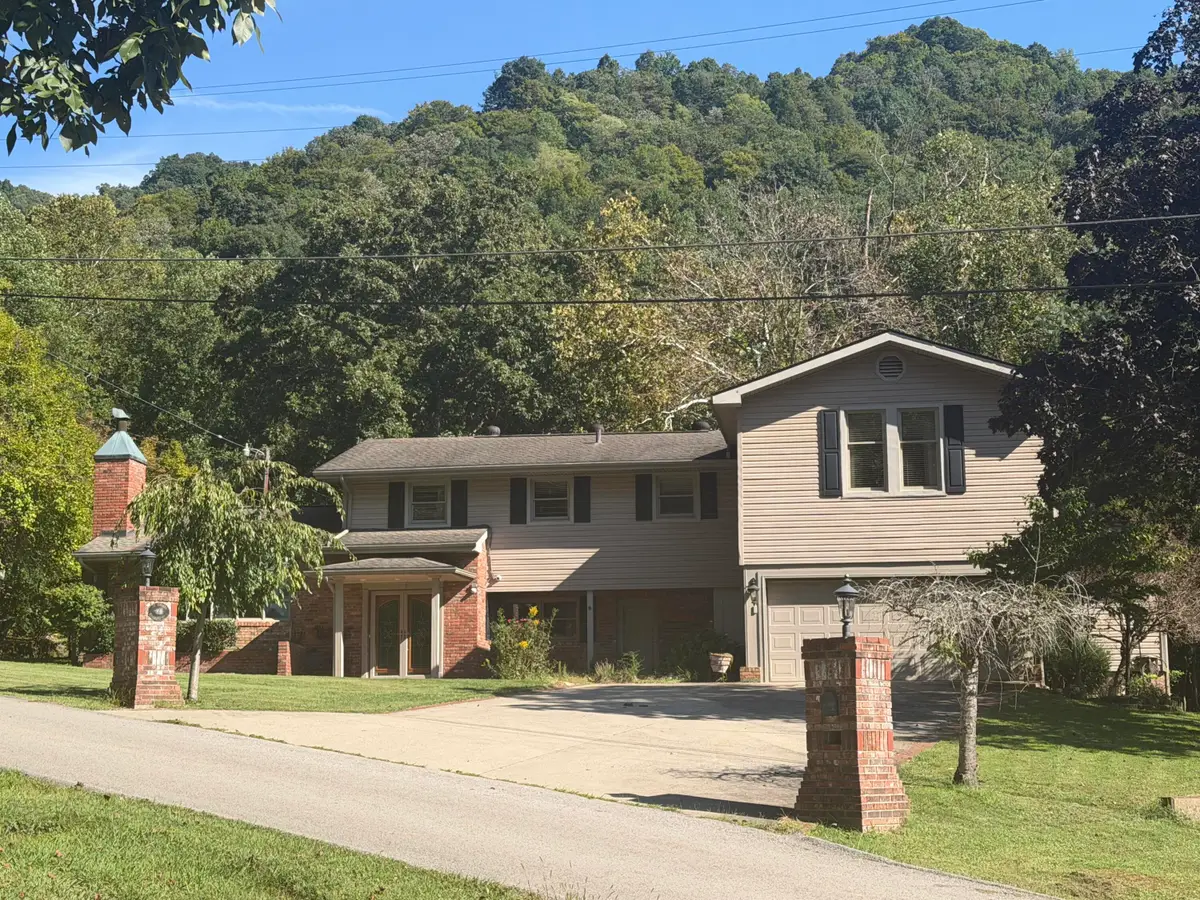 891 Woodland Hills, Harlan, KY 40831 - #1