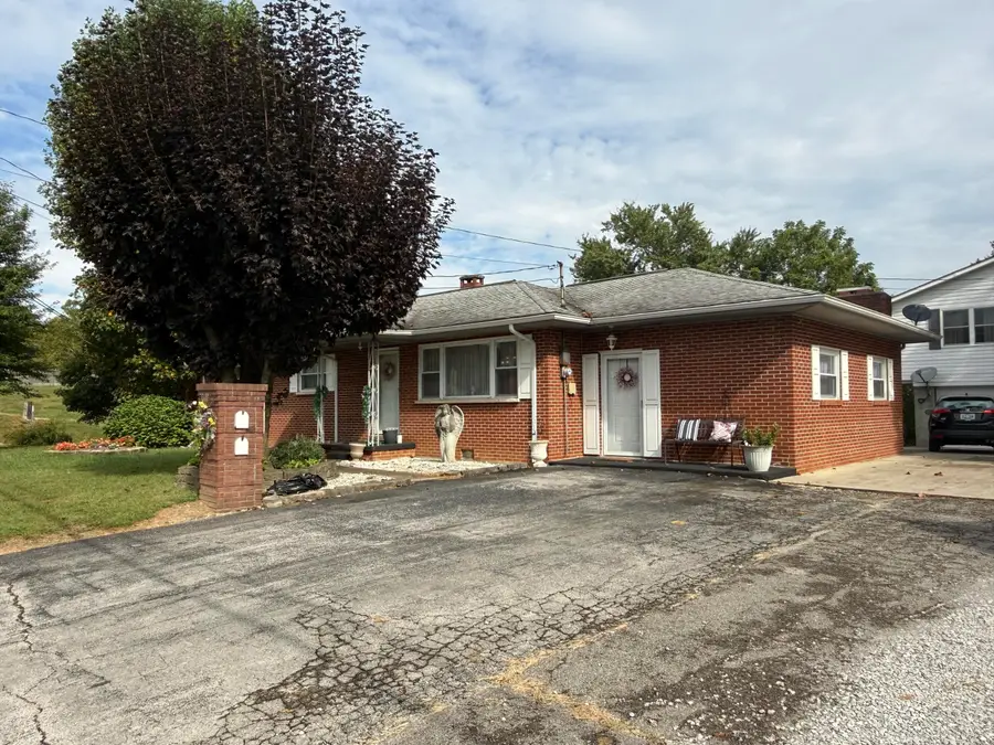 1017 N Main Street, Barbourville, KY 40906 - #2