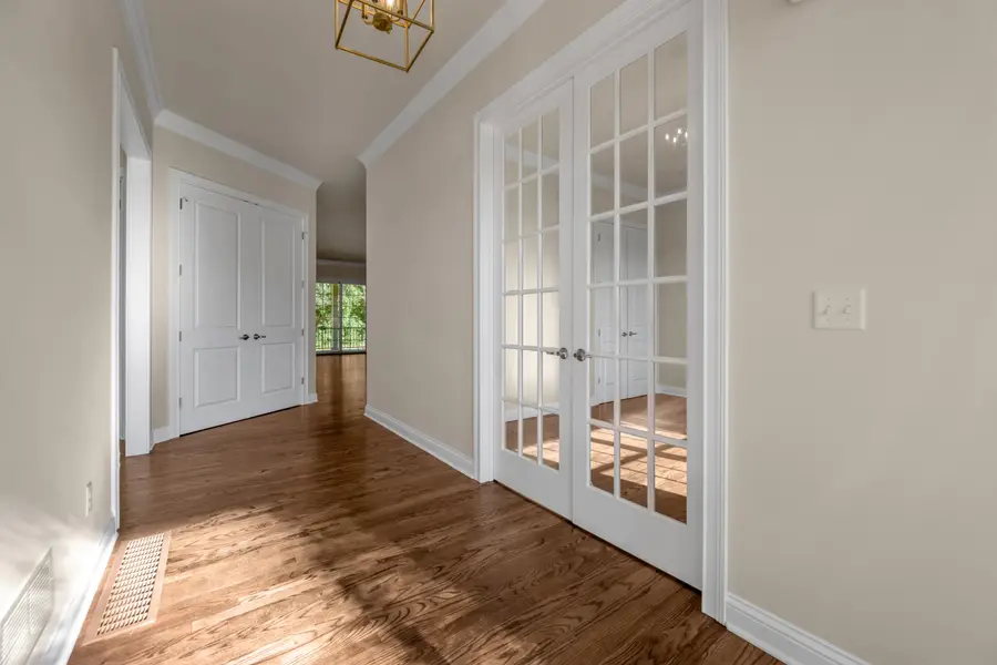 372 Weston Park, Lexington, KY 40515 - #3