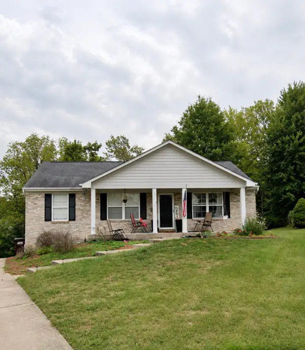 2692 Radcliff Place, Burlington, KY 41005