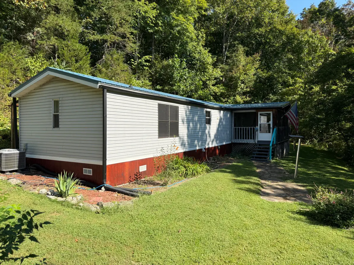 1185 Furnace Mountain Rd Road, Monticello, KY 42633 - #1