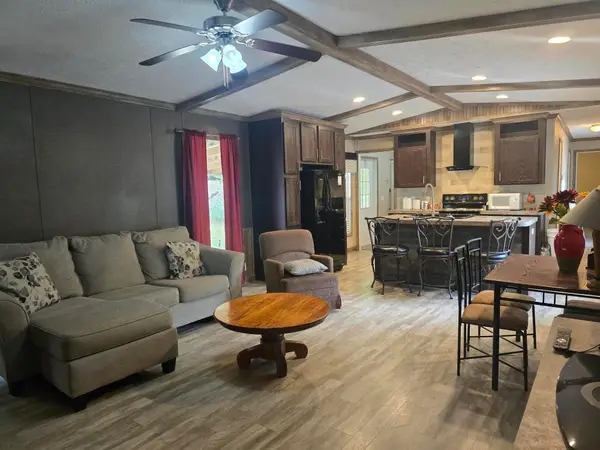 53 Warbler Court, Eddyville, KY 42038