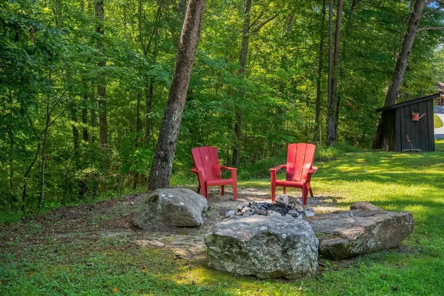 785 Cliffview Road, Beattyville, KY 41311 - #3
