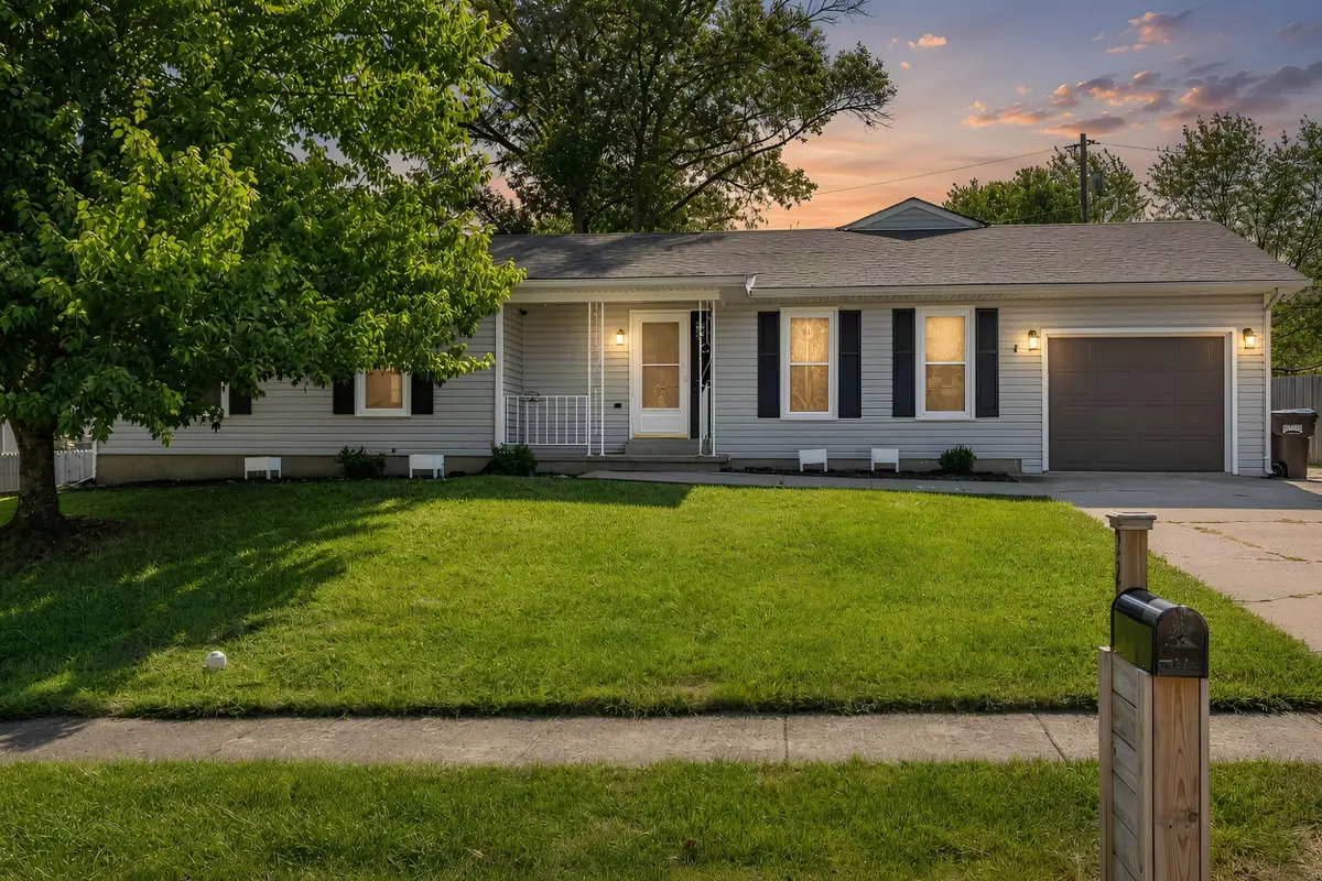 2220 Redbud Lane, Paris, KY 40361 - #1