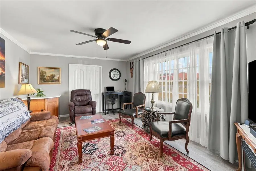 100 W Fairview Avenue, Eddyville, KY 42038 - #3