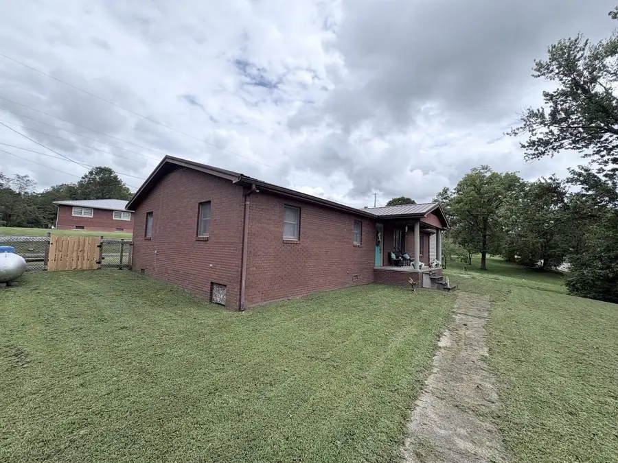 19 Minix Dr Drive, Salyersville, KY 41465 - #2