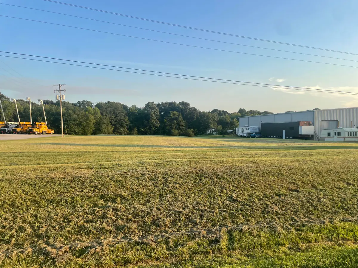 851 Cutoff Road Road, Smithland, KY 42081 - #1