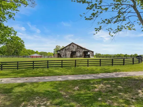 460 Topton Road #Tract 1, London, KY 40744