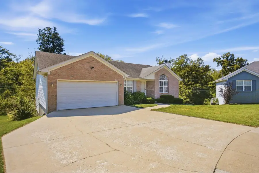 312 W Ridge Drive, Nicholasville, KY 40356 - #3