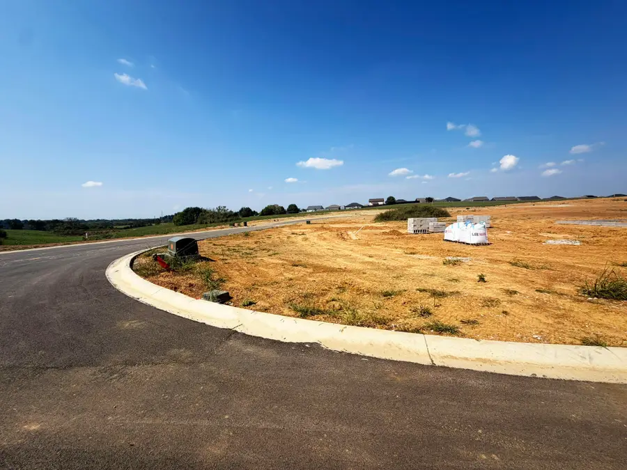 460 Lands End Drive, Berea, KY 40403 - #2