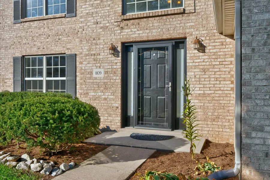 1109 Aldridge Way, Lexington, KY 40515 - #3