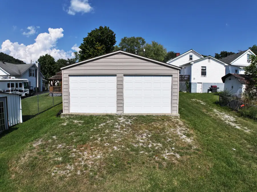 268 Cantrill Street, Irvine, KY 40336 - #2