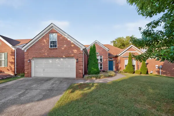3233 Drayton Place, Lexington, KY 40503