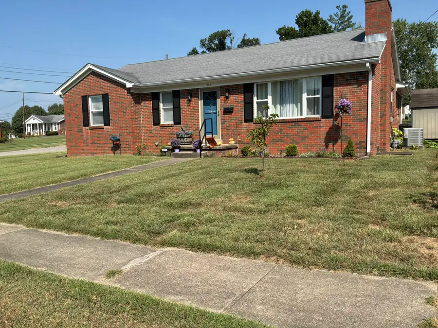 345 College Manor, Harrodsburg, KY 40330 - #2