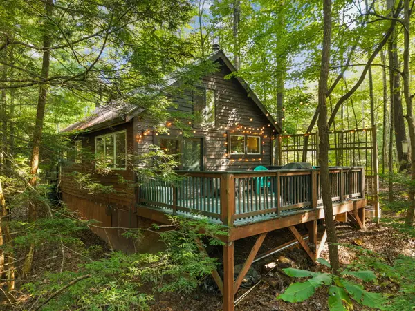 229 Sunrise Lane, Rogers, KY 41365