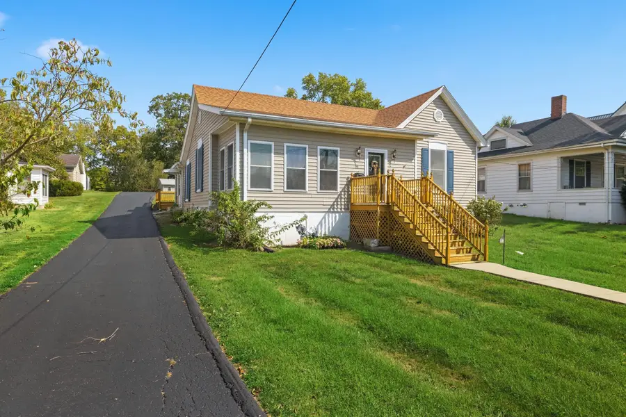 433 N College Street, Harrodsburg, KY 40330 - #2